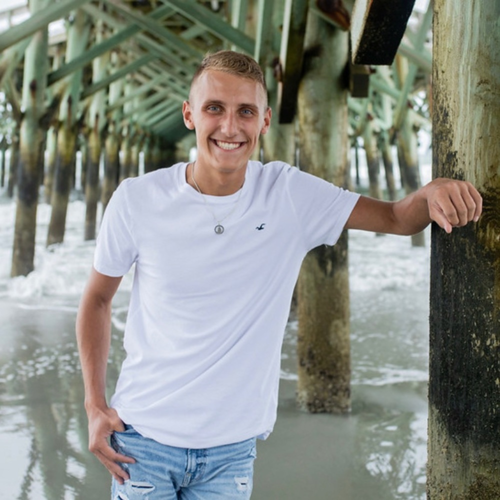 Meet your Posher, Chase